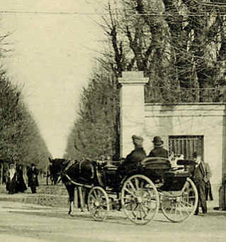 all'ingresso al Parco