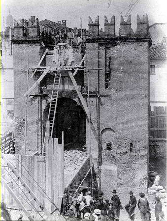 Porta de' Gradi da Vecchia Monza