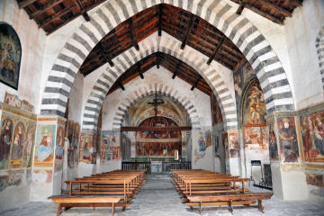 Livo, San Giacomo Vecchia, interno