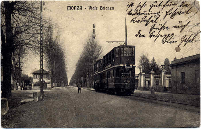 davanti Villa Reale